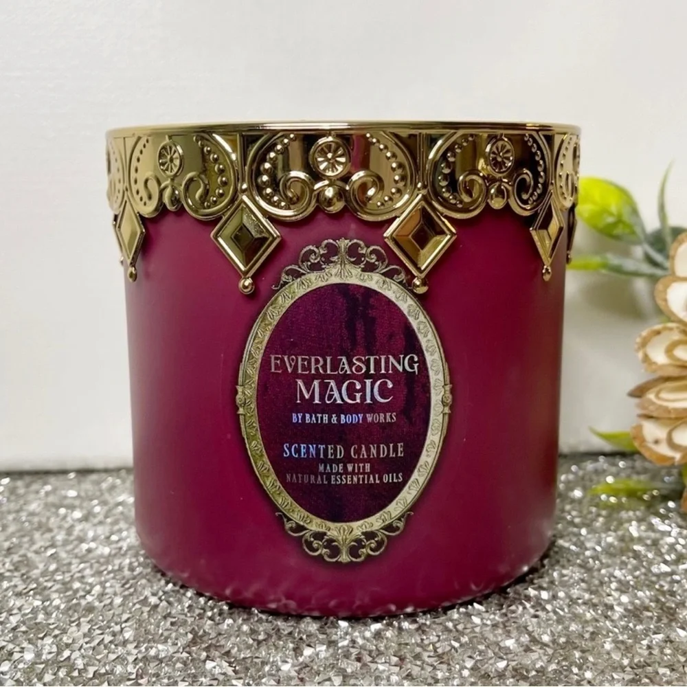 Bath and Body Works Everlasting Magic 3 Wick Candle with Crown Lid Nwt - Picture 5 of 9